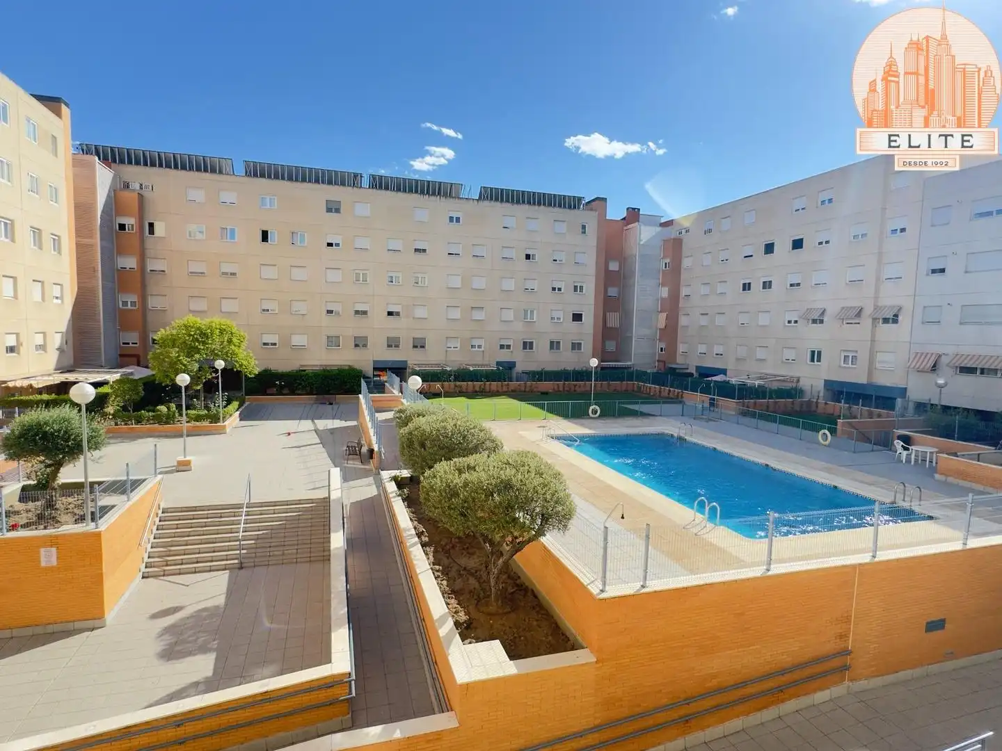 Vista exterior de Piso en venta en Madrid con Aire acondicionado, Calefacción y Trastero