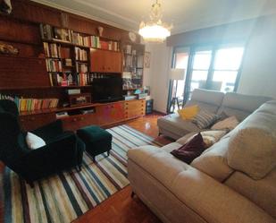 Living room of Flat for sale in Burgos Capital  with Heating, Terrace and Storage room