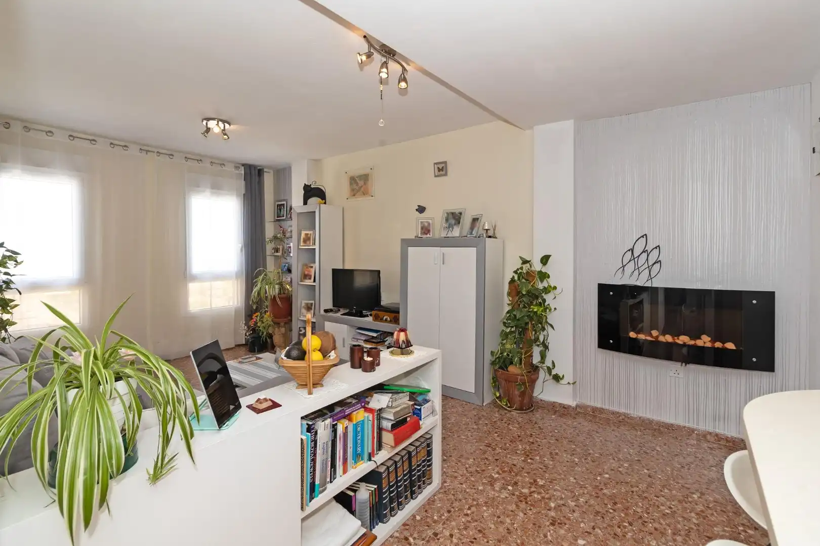 Living room of Flat for sale in Paterna  with Furnished