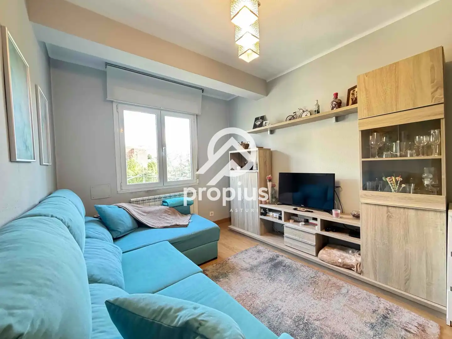 Wohnzimmer von Wohnung zum Verkauf in Oviedo  mit Heizung, Abstellraum und Möbliert