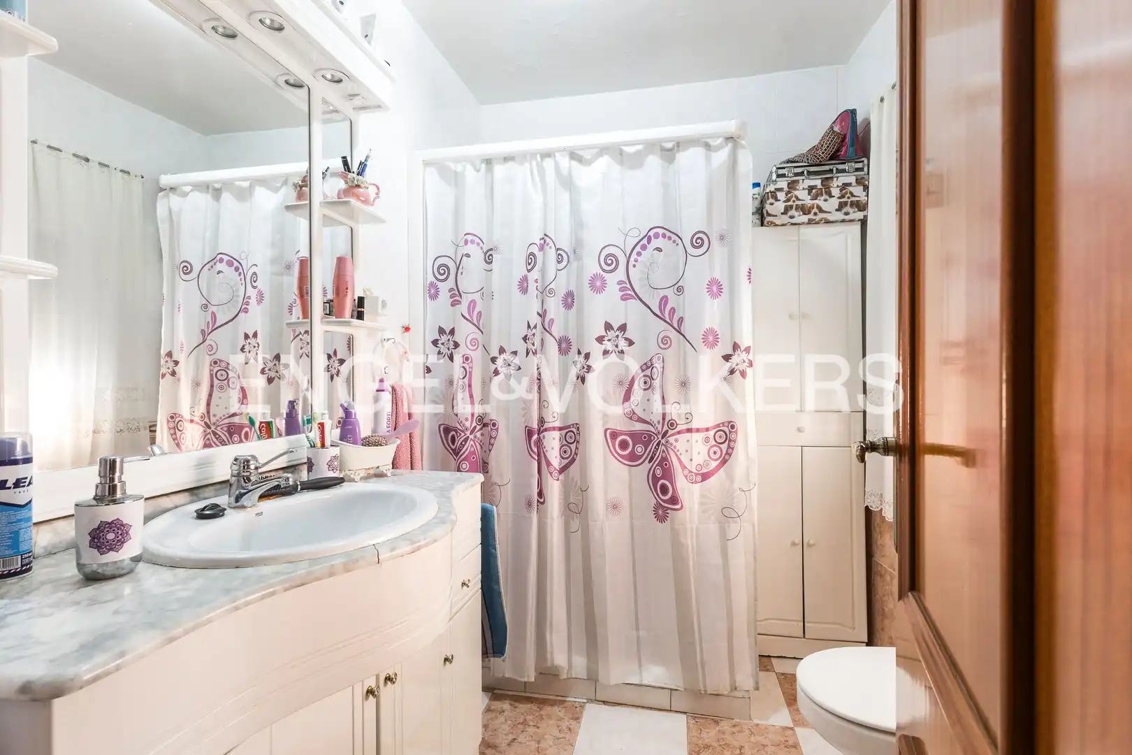 Bathroom of Houses for sale in Fuenlabrada  with Heating, Terrace and Storage room