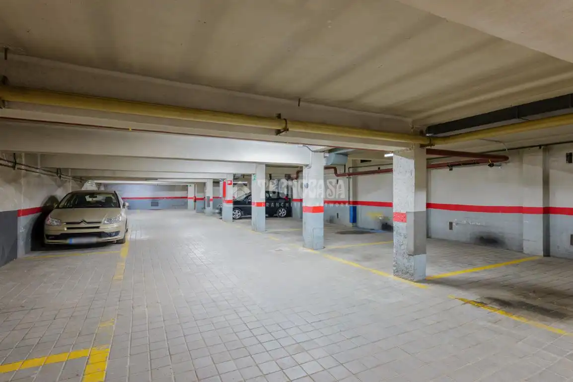 Parking of Flat for sale in Madrid  with Heating, Parquet flooring and Terrace