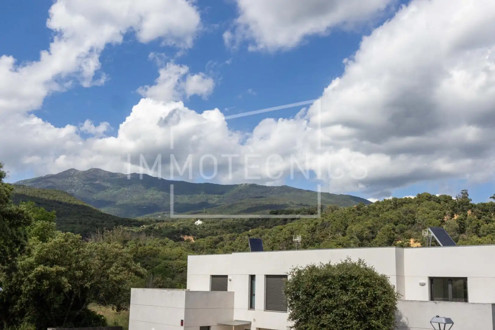 Vista exterior de Casa adosada en venda en Sant Esteve de Palautordera amb Aire condicionat, Calefacció i Jardí privat