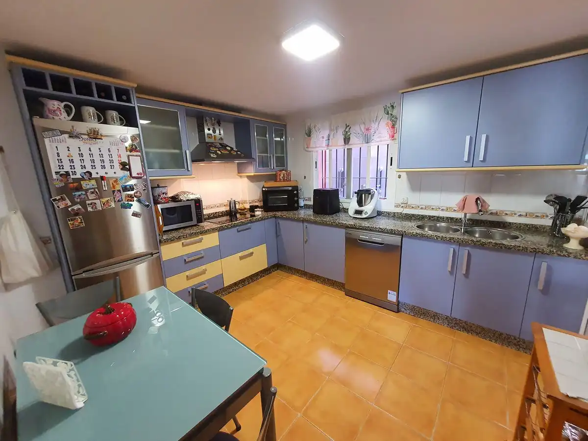 Cocina de Casa adosada en venta en Málaga con Aire acondicionado, Calefacción y Terraza