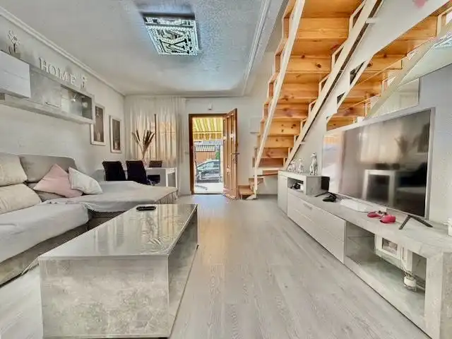 Wohnzimmer von Haus oder Chalet zum Verkauf in San Pedro del Pinatar mit Privatgarten, Terrasse und Abstellraum