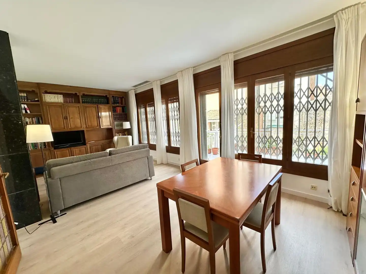 Esszimmer von Wohnung zur untervermieten in L'Hospitalet de Llobregat mit Klimaanlage, Heizung und Terrasse