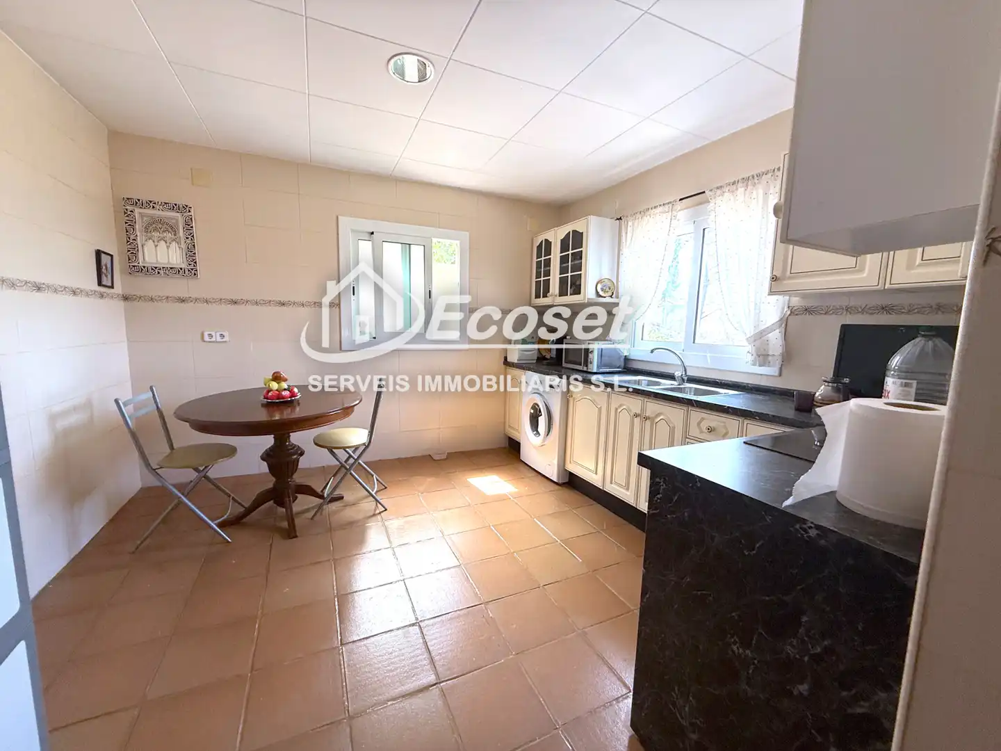 Cocina de Casa o chalet en venta en Vallirana con Calefacción, Jardín privado y Terraza