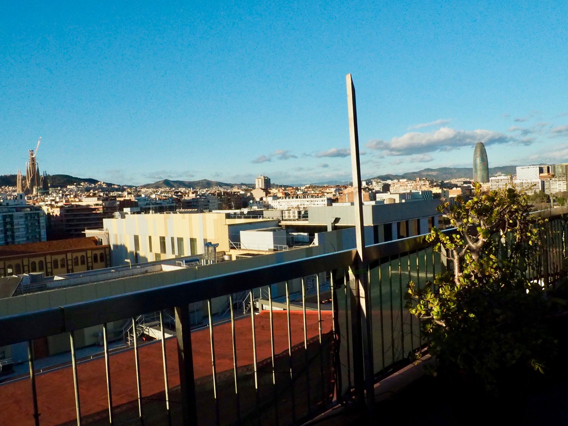 Exterior view of Attic for sale in  Barcelona Capital  with Air Conditioner, Heating and Parquet flooring