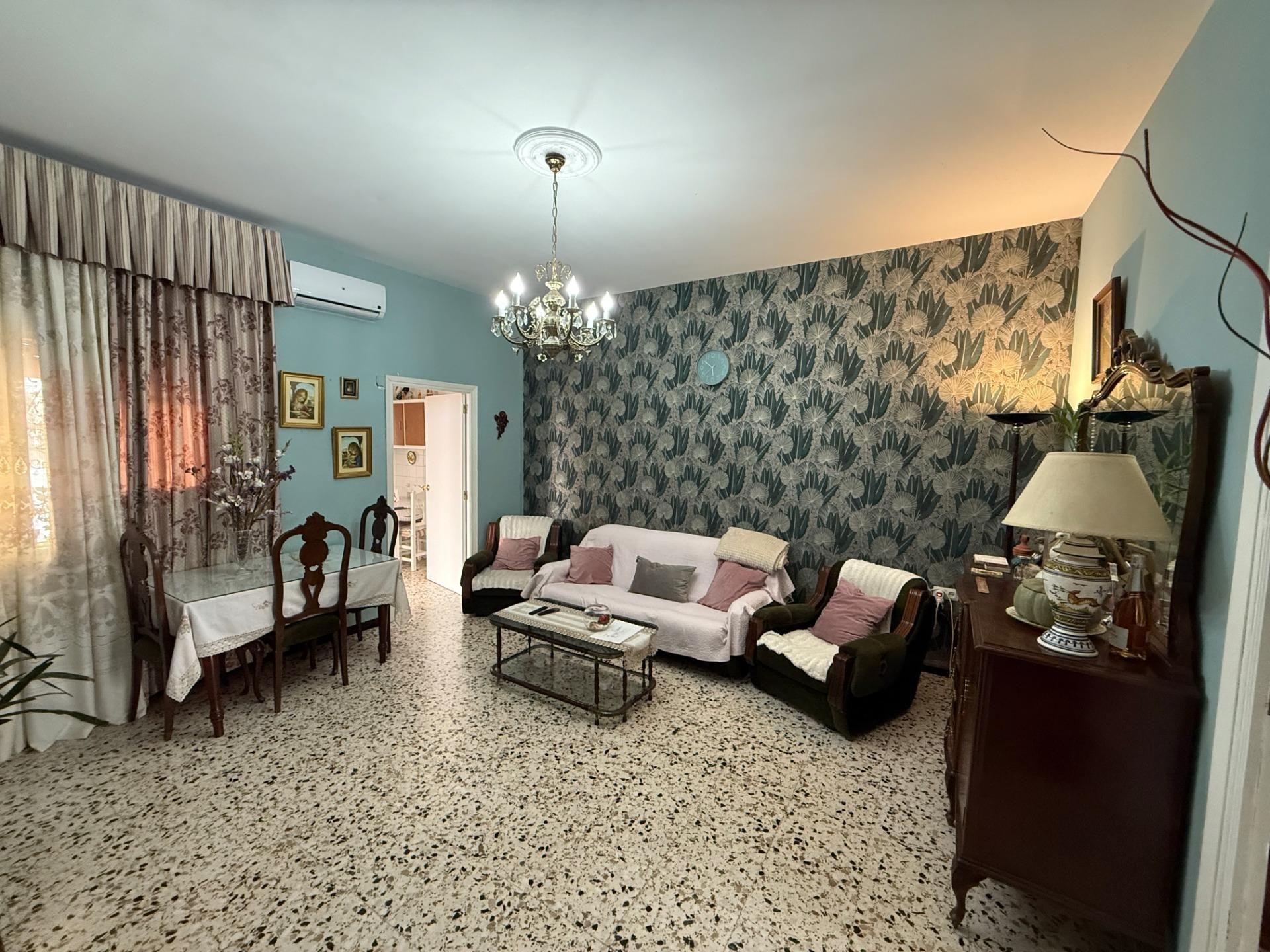 Casa adosada en venta en Calle ALFARERIA, 27