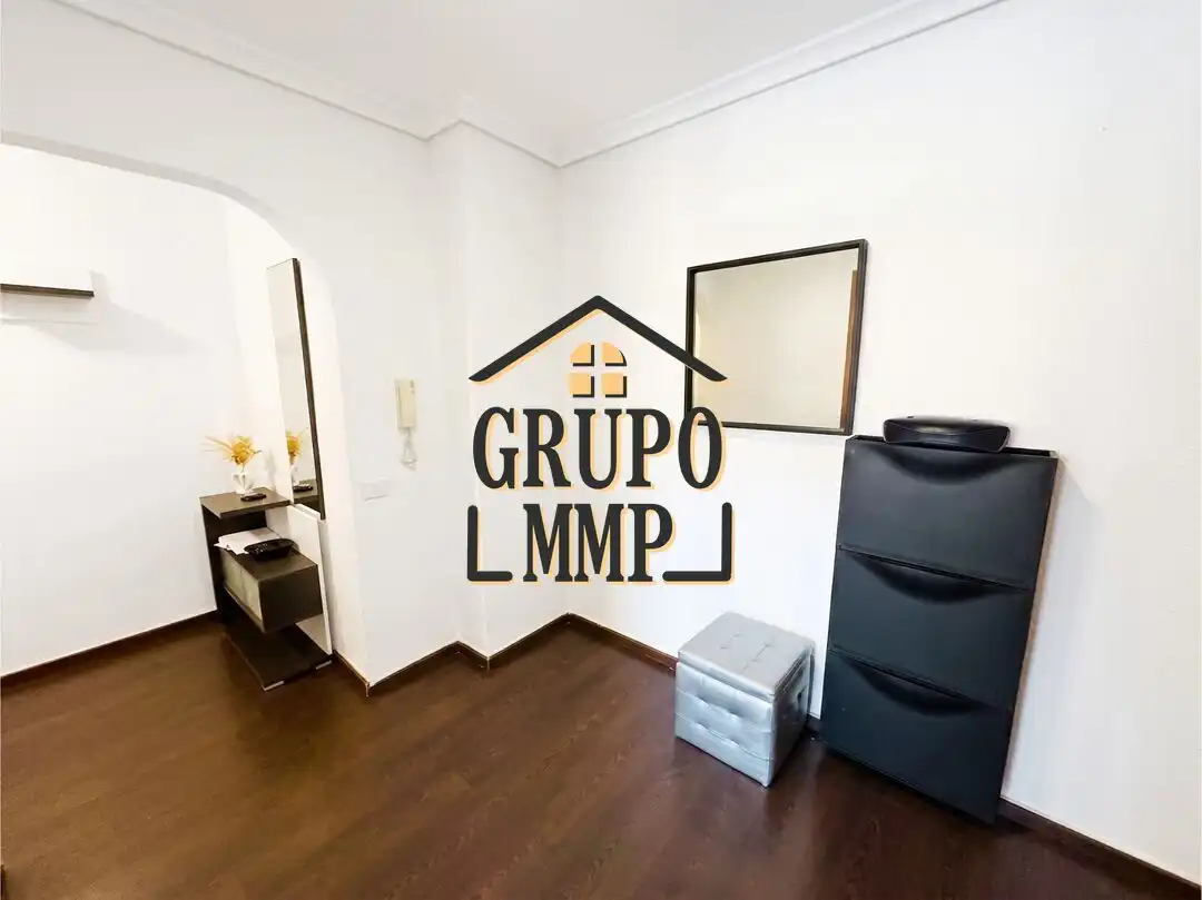 Habitación de Apartamento en venta en Benicasim / Benicàssim con Aire acondicionado, Calefacción y Amueblado