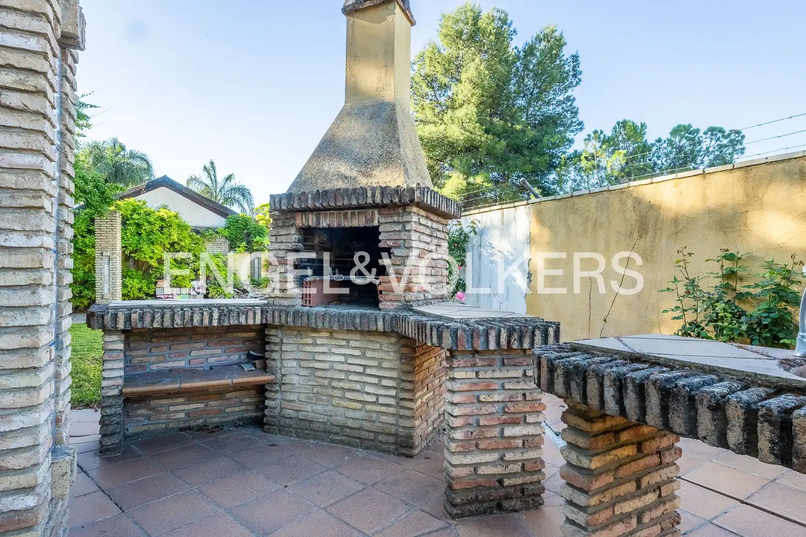 Terrace of Houses for sale in Sevilla  with Air Conditioner, Heating and Private garden