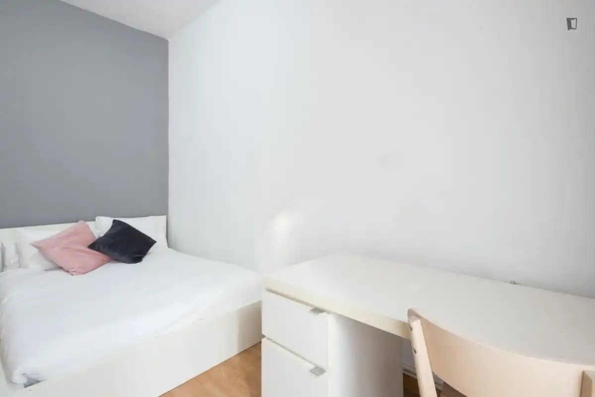 Zimmer in Universidad - Malasaña