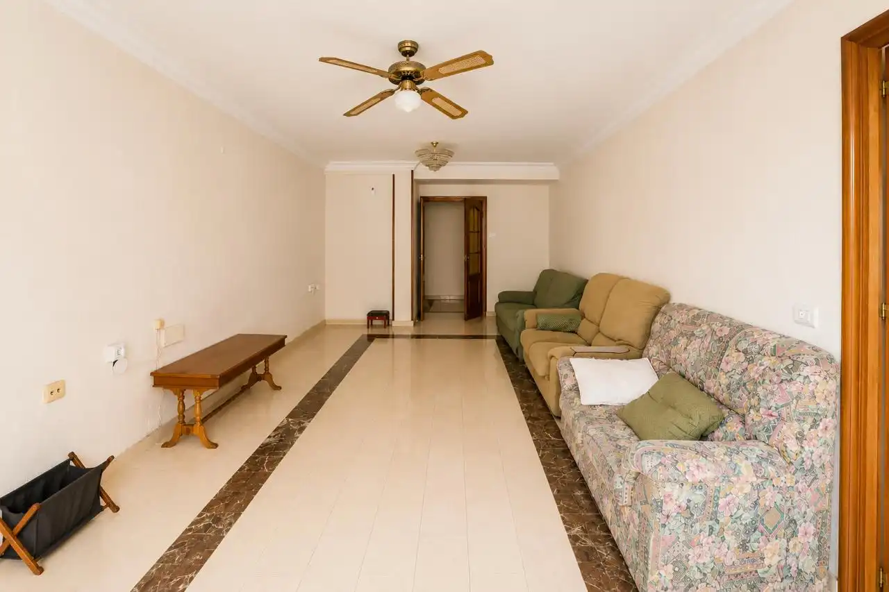 Sala de estar de Piso en venta en Murcia con Balcón