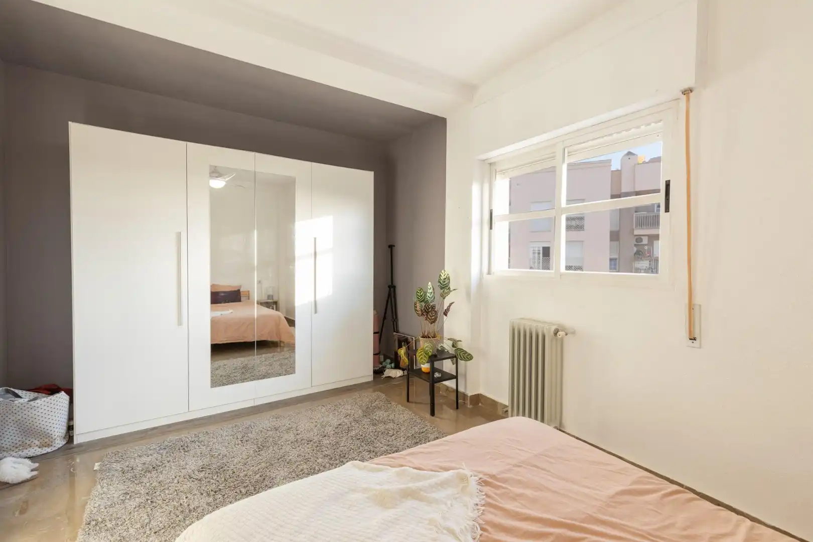 Bedroom of Flat for sale in Granada  with Balcony and Community pool