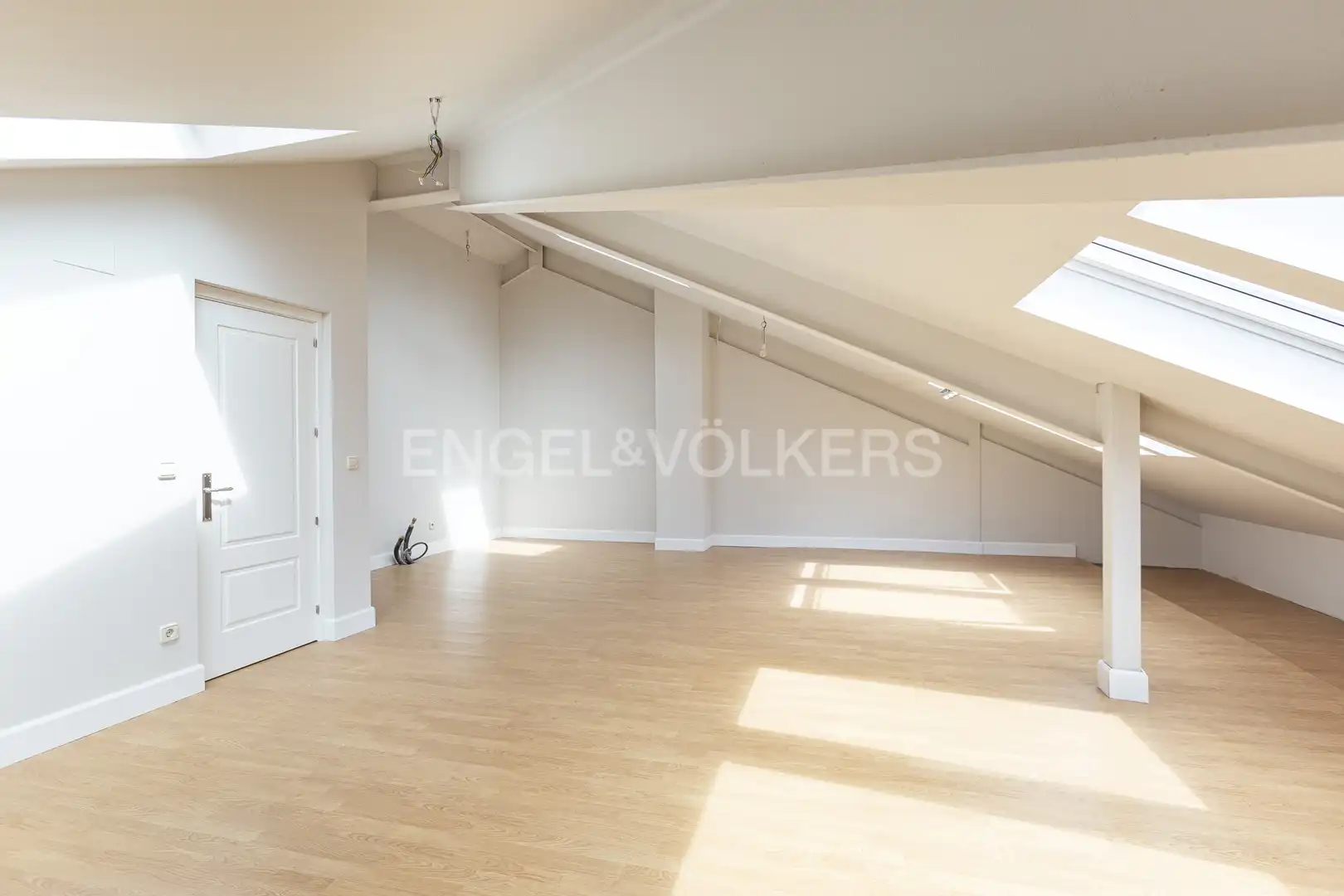 Casa con piscina en venta en Navalquejigo - Los Arroyos, imagen 42