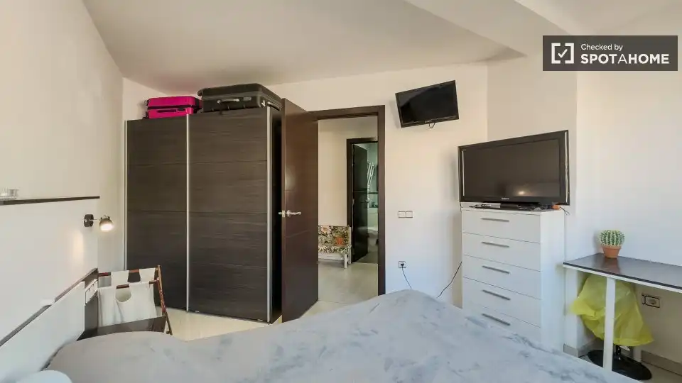 Room in La Sagrera