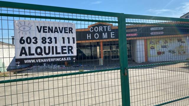 Nave industrial en Alquiler en Avenida Carolinas, 54 en Arealonga