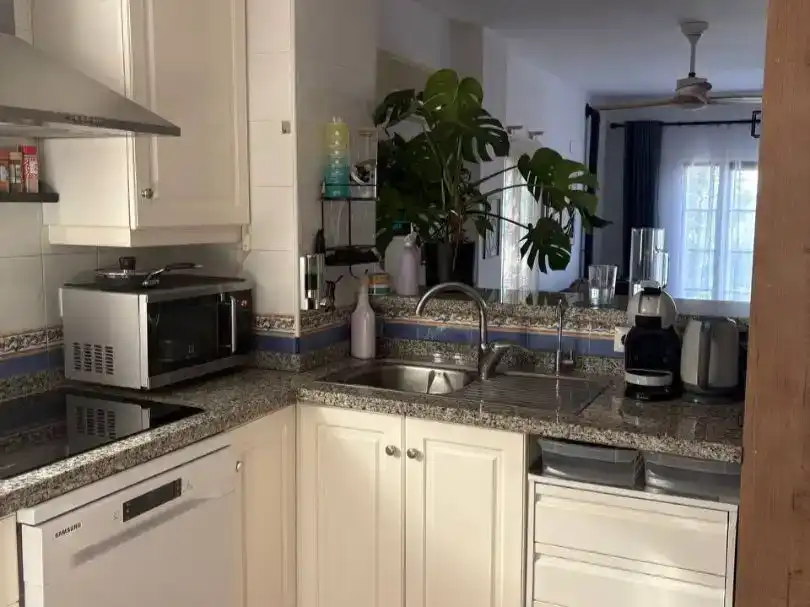 Kitchen of Duplexes for rent in Golf Bahía