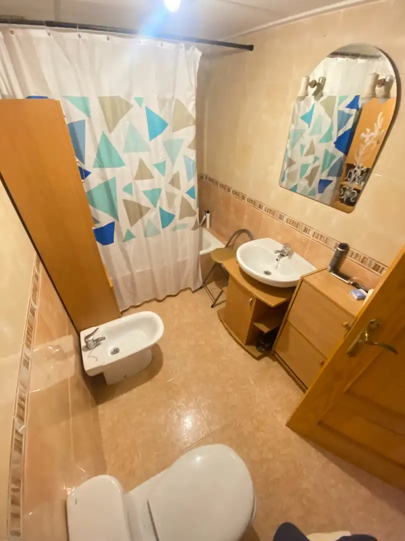 Bany de Apartament en venda en Águilas amb Moblat, Forn i Rentadora