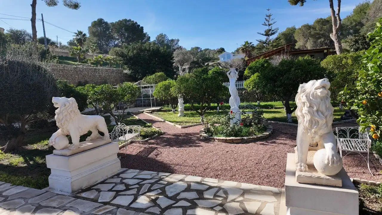 Jardín de Casa o chalet en venta en L'Alfàs del Pi con Aire acondicionado, Calefacción y Jardín privado