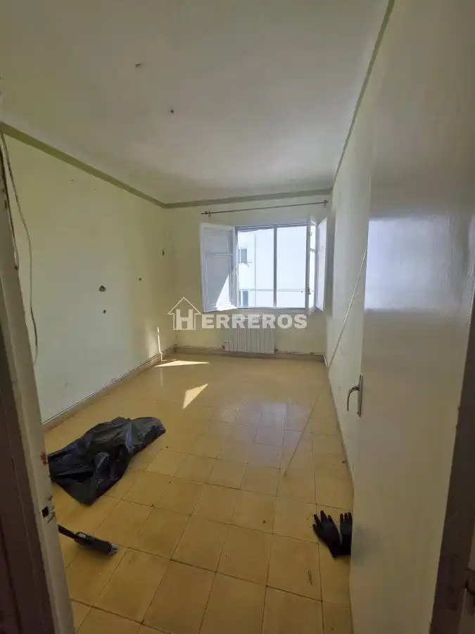 Appartement compact à vendre à la campa