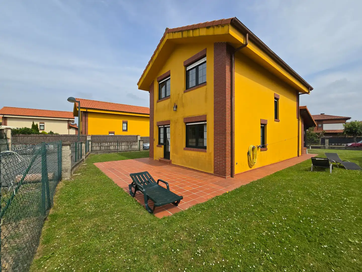 Vista exterior de Casa o chalet en venta en Ribamontán al Mar con Calefacción, Jardín privado y Terraza