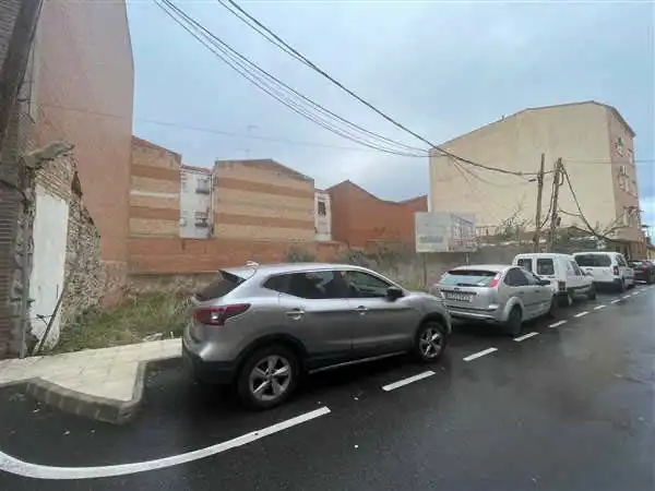 Parking of Residential for sale in  Toledo Capital