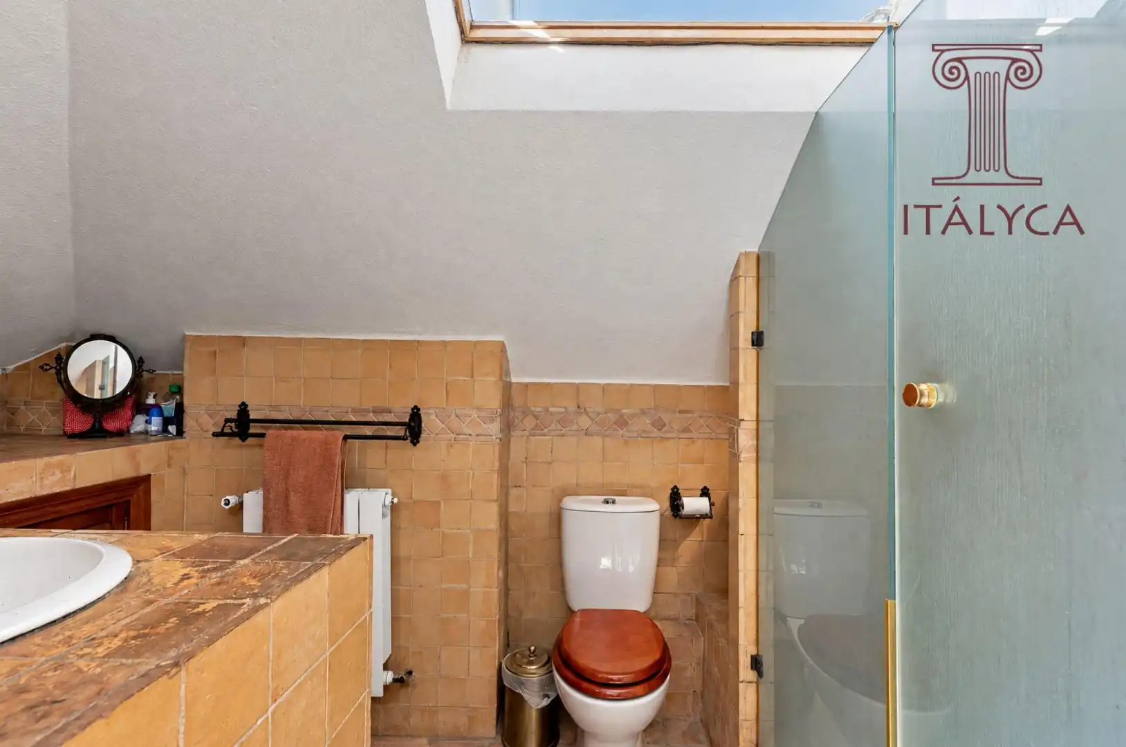 Casa aparellada amb terrassa en venda a Avenida Avenida Clara Campoamor, imagen 71
