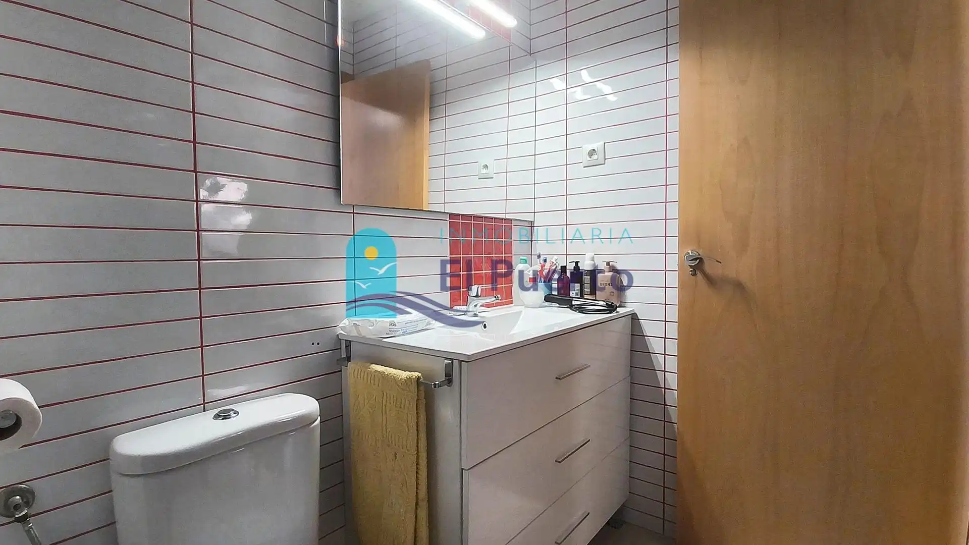 Baño de Piso en venta en Mazarrón con Aire acondicionado, Calefacción y Jardín privado