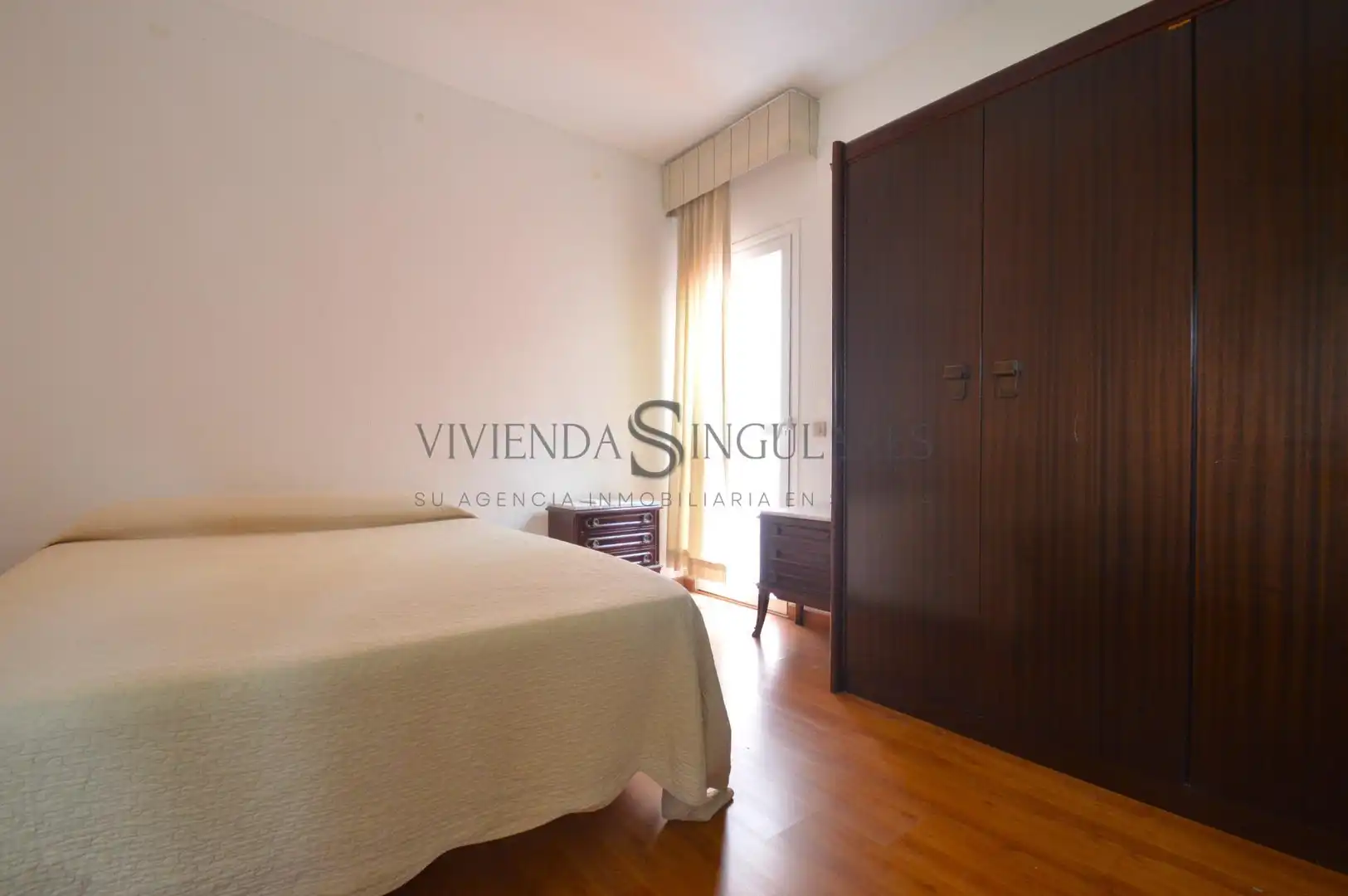 Bedroom of Detached homes for sale in Sevilla  with Air Conditioner, Private garden and Terrace