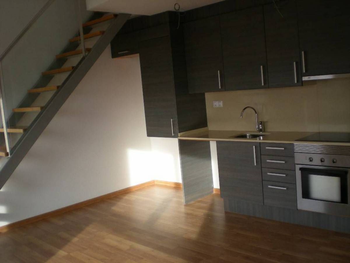 Cuina de Dúplex en venda en Manresa amb Aire condicionat, Calefacció i Terrassa