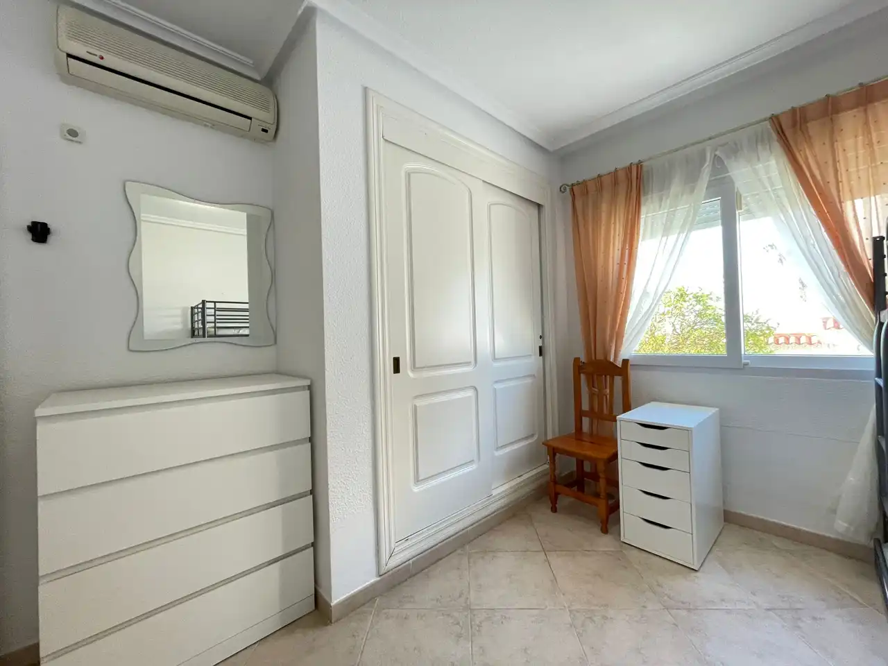 Habitación de Casa o chalet en venta en La Manga del Mar Menor con Aire acondicionado, Calefacción y Jardín privado