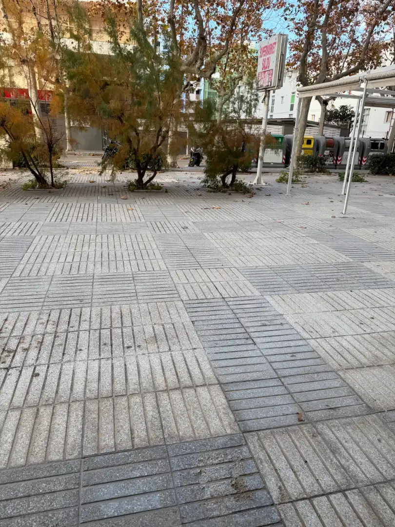 Business premises for sale in Carrer de Madrid 2, imagen 4