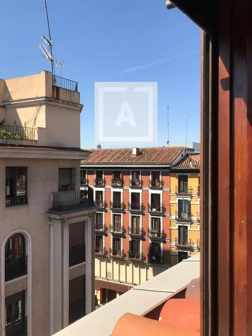 Vista exterior de Piso en venta en Madrid con Aire acondicionado, Calefacción y Amueblado