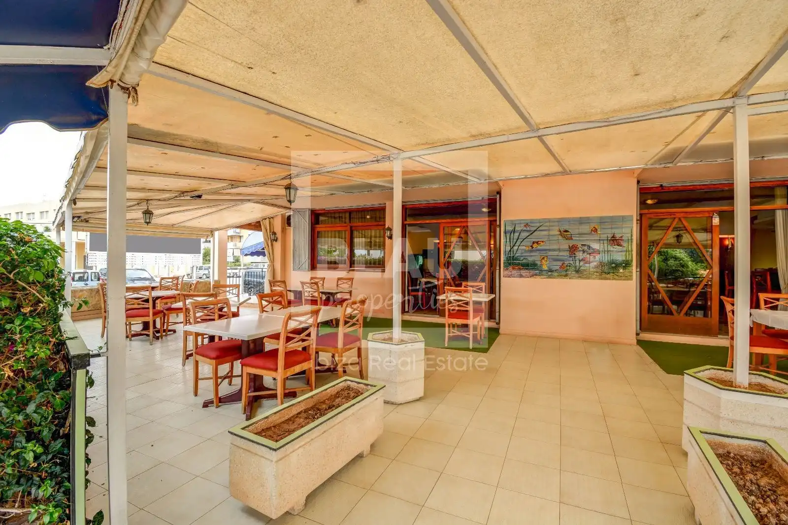 Local en venta en Sant Josep de sa Talaia con Aire acondicionado, Terraza y Amueblado