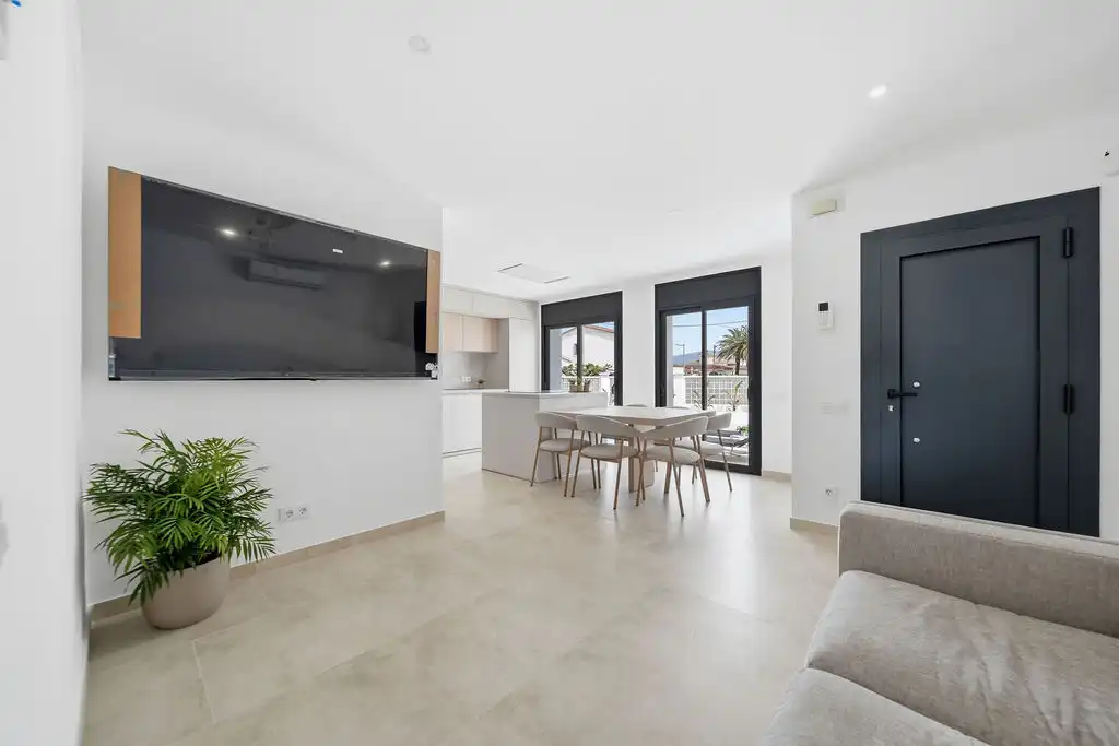 Casa con piscina en venta en Carrer Alberes, imagen 21