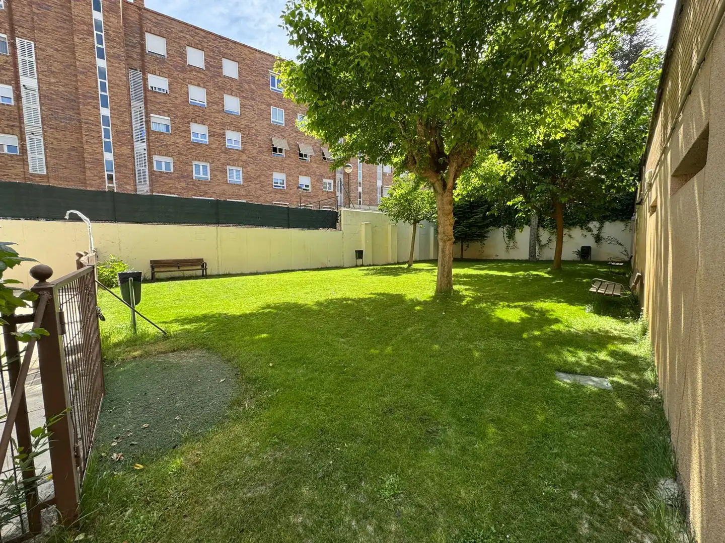 Jardí de Pis en venda en Madrid amb Calefacció, Terrassa i Traster