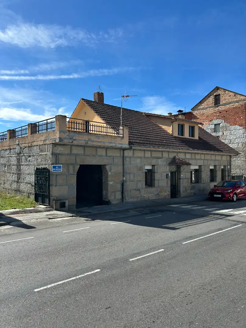 Casa en venda a Rúa Antonio Sequeiros Glez