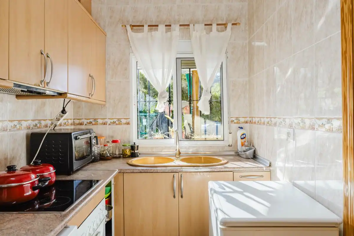 Kitchen of Houses for sale in Alcaucín  with Heating, Private garden and Furnished
