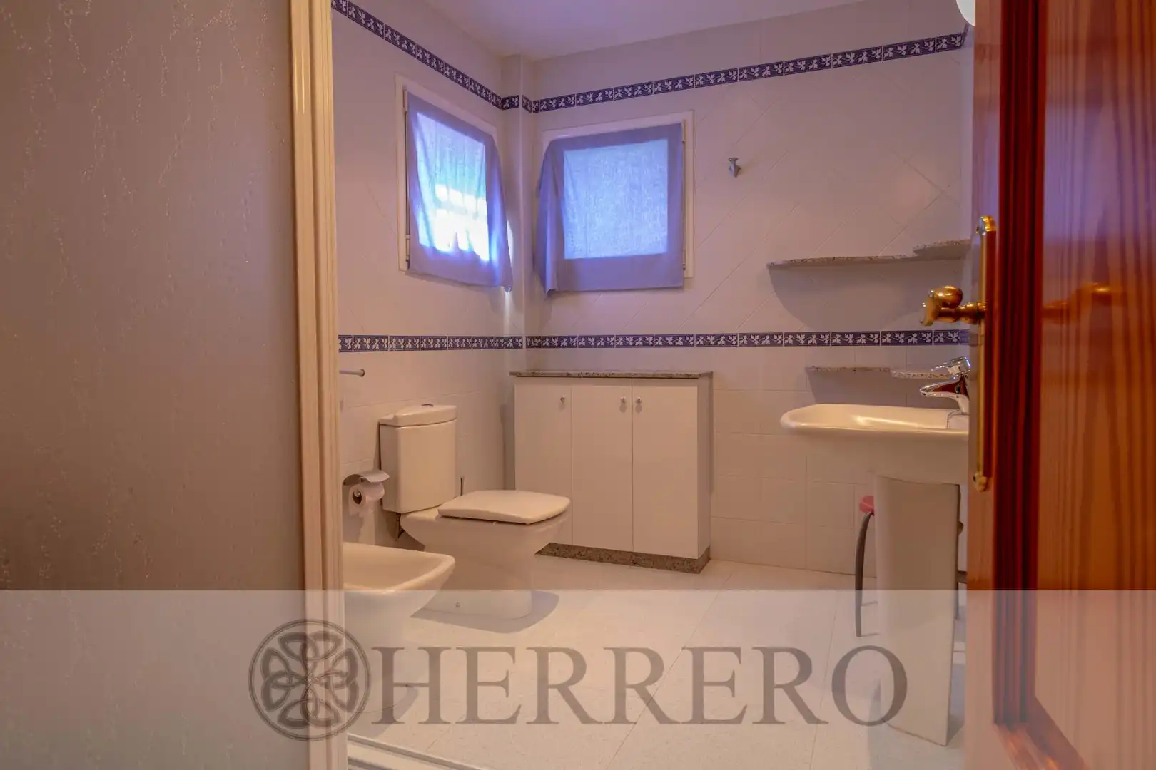 Baño de Casa o chalet en venta en Gandia con Aire acondicionado, Calefacción y Jardín privado