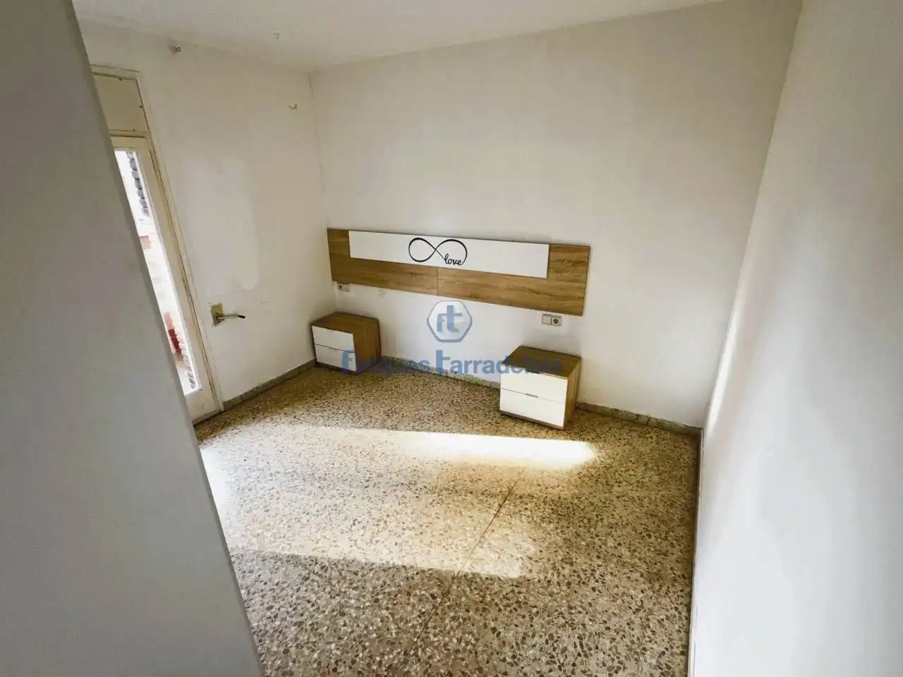 Wohnung zum Verkauf in Pineda de Mar mit Klimaanlage und Balkon