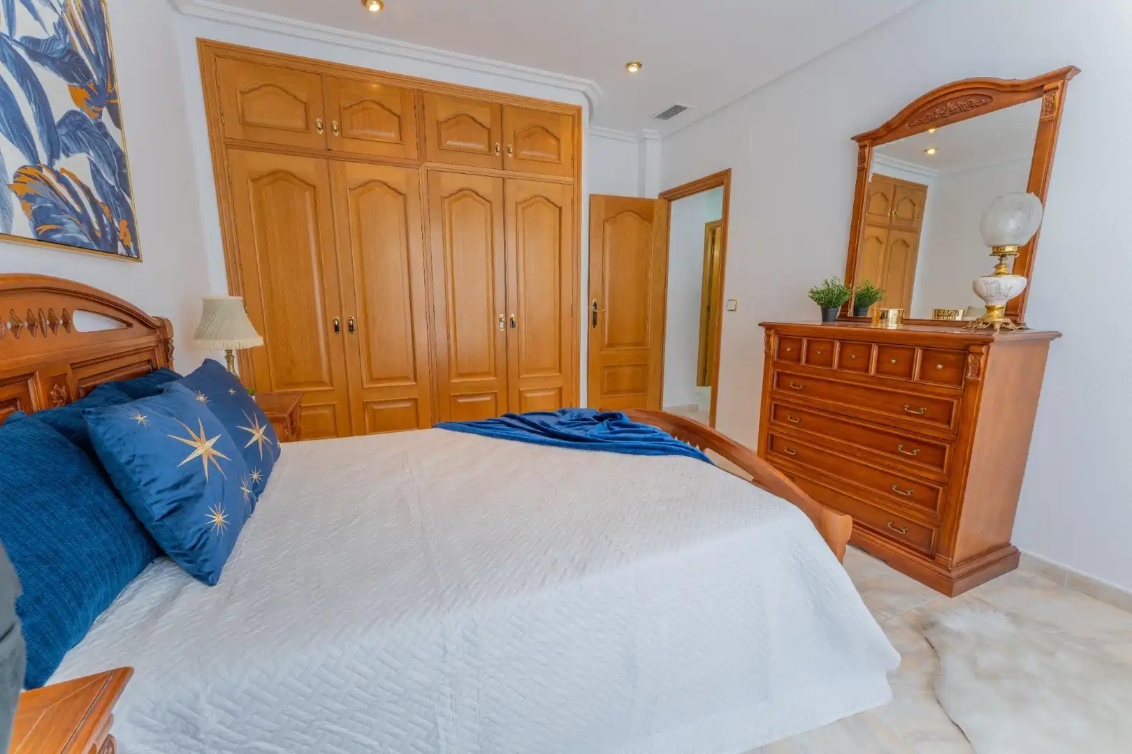 Habitación de Piso en venta en Elche / Elx con Aire acondicionado, Amueblado y Balcón