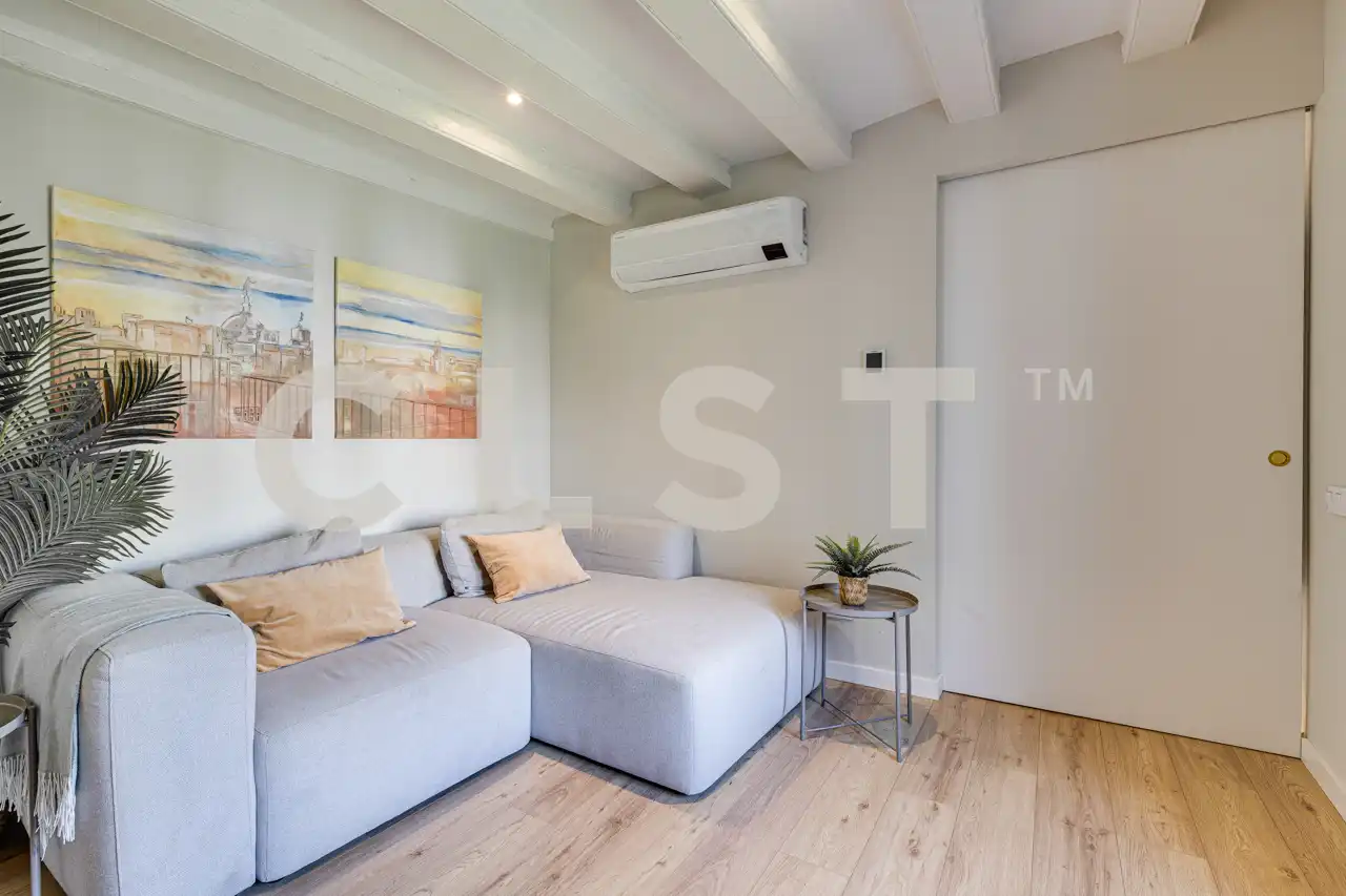 Appartement compact avec terrasse à vendre à Carrer de Milans, imagen 3