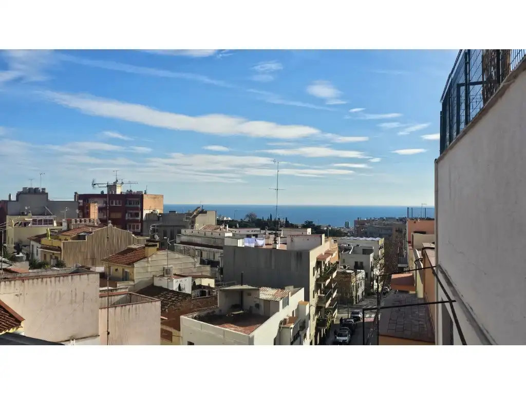 Vista exterior de Piso en venta en Mataró