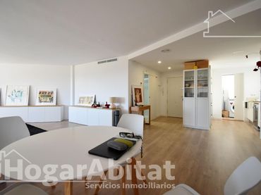 Appartamento con balcone in vendita a Calle Fuentes