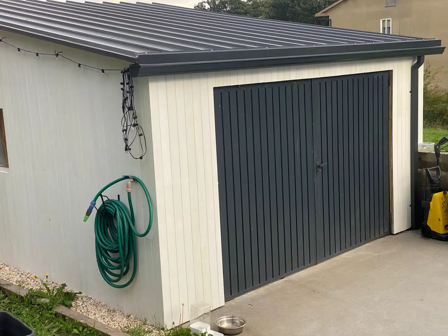 Vista exterior de Casa o chalet en venta en Begonte con Calefacción, Jardín privado y Parquet
