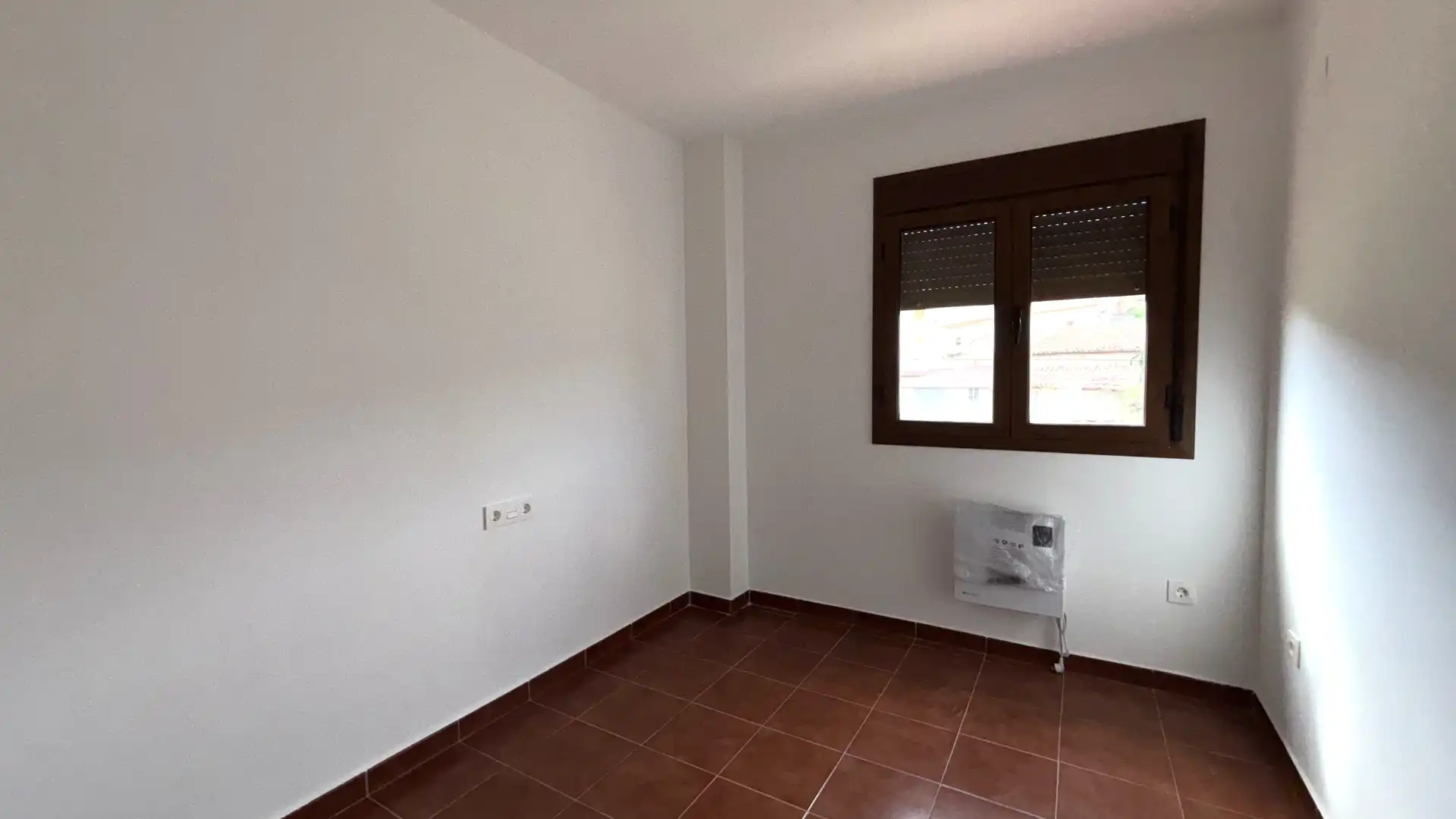 Dormitori de Apartament en venda en Manzanera amb Balcó