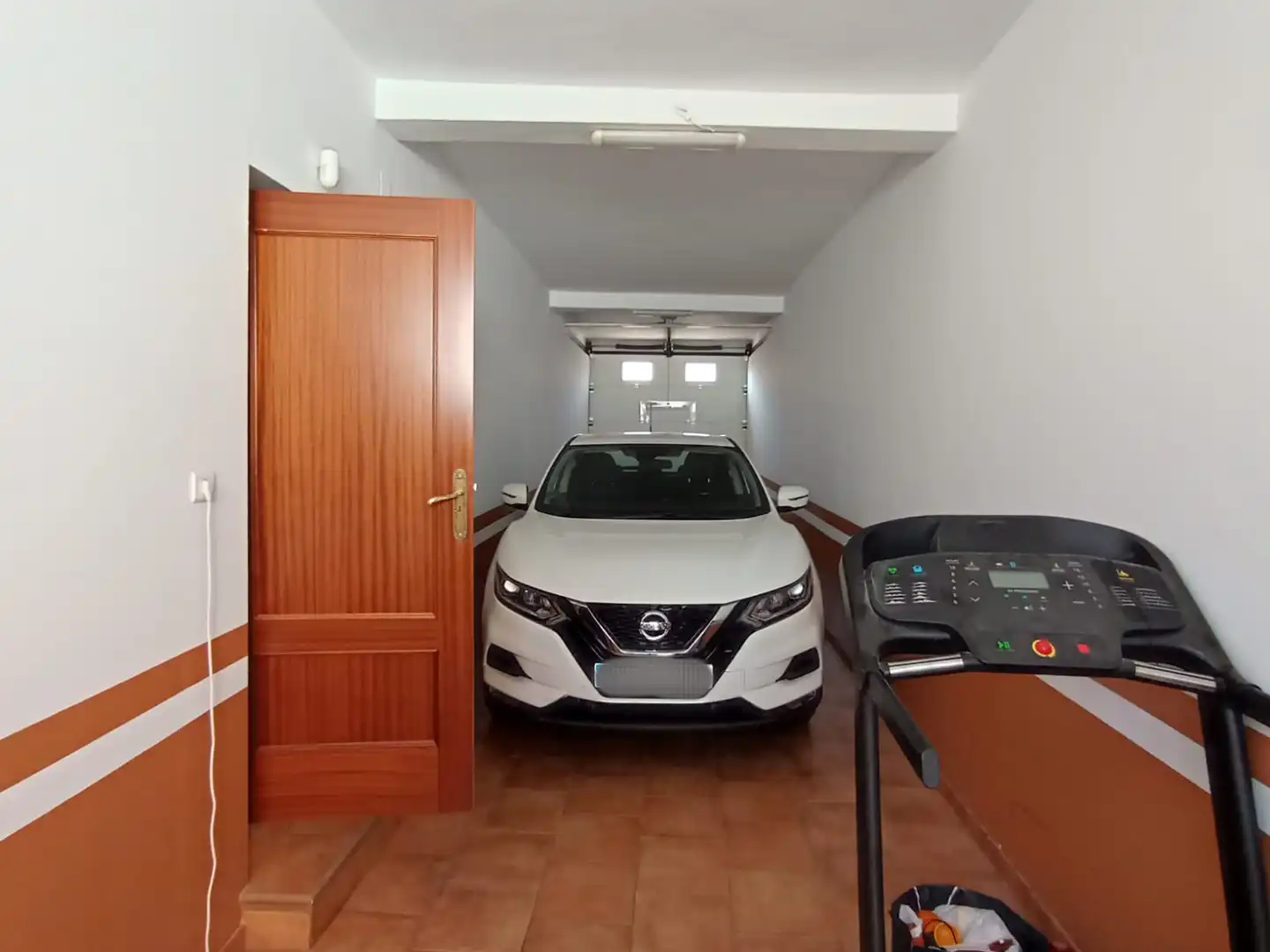Aparcament de Casa o xalet en venda en Tomelloso amb Aire condicionat, Calefacció i Jardí privat
