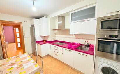 Kitchen of Apartment for sale in Ponferrada  with Heating, Terrace and Storage room