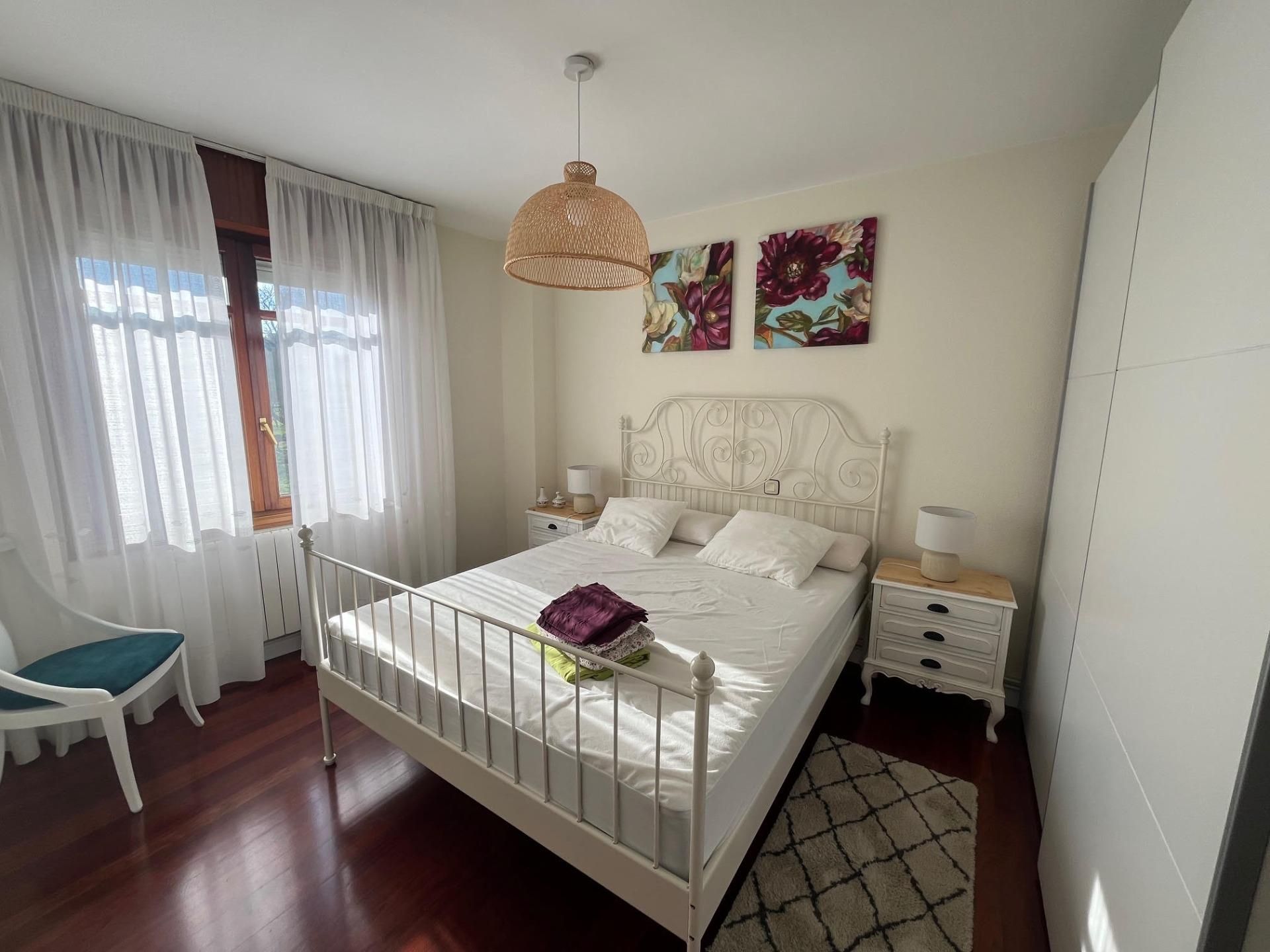 Bedroom of Flat to rent in Ampuero  with Heating